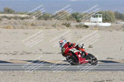 media/Dec-07-2025-CVMA (Sun) [[3e7d2de5dc]]/Race 9-Formula UL Shootout/